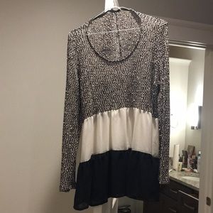 Black and White Tunic Top